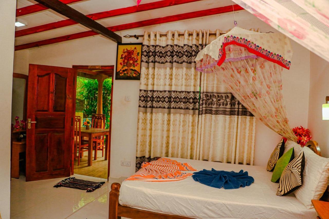 Senura Home Stay Sigiriya Eksteriør billede