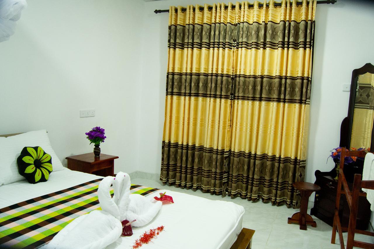 Senura Home Stay Sigiriya Eksteriør billede