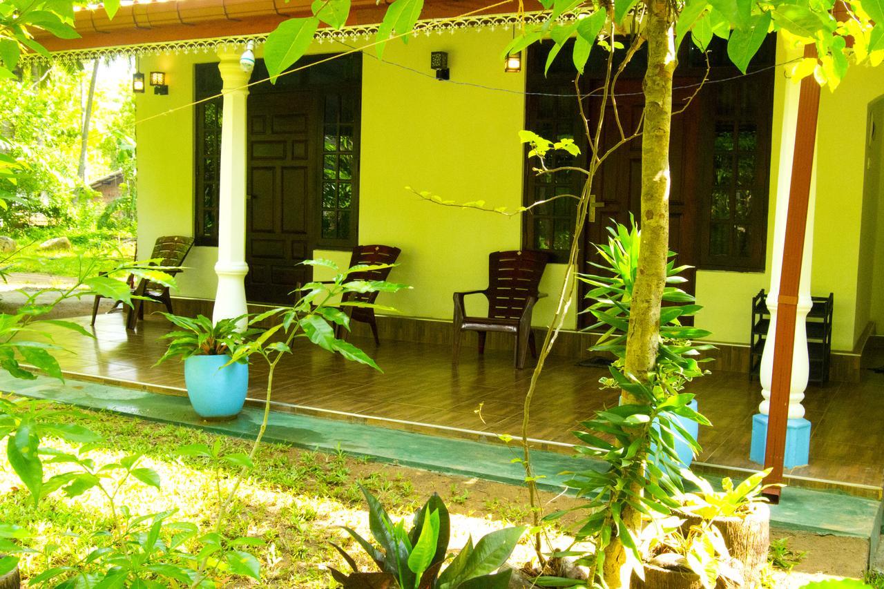 Senura Home Stay Sigiriya Eksteriør billede